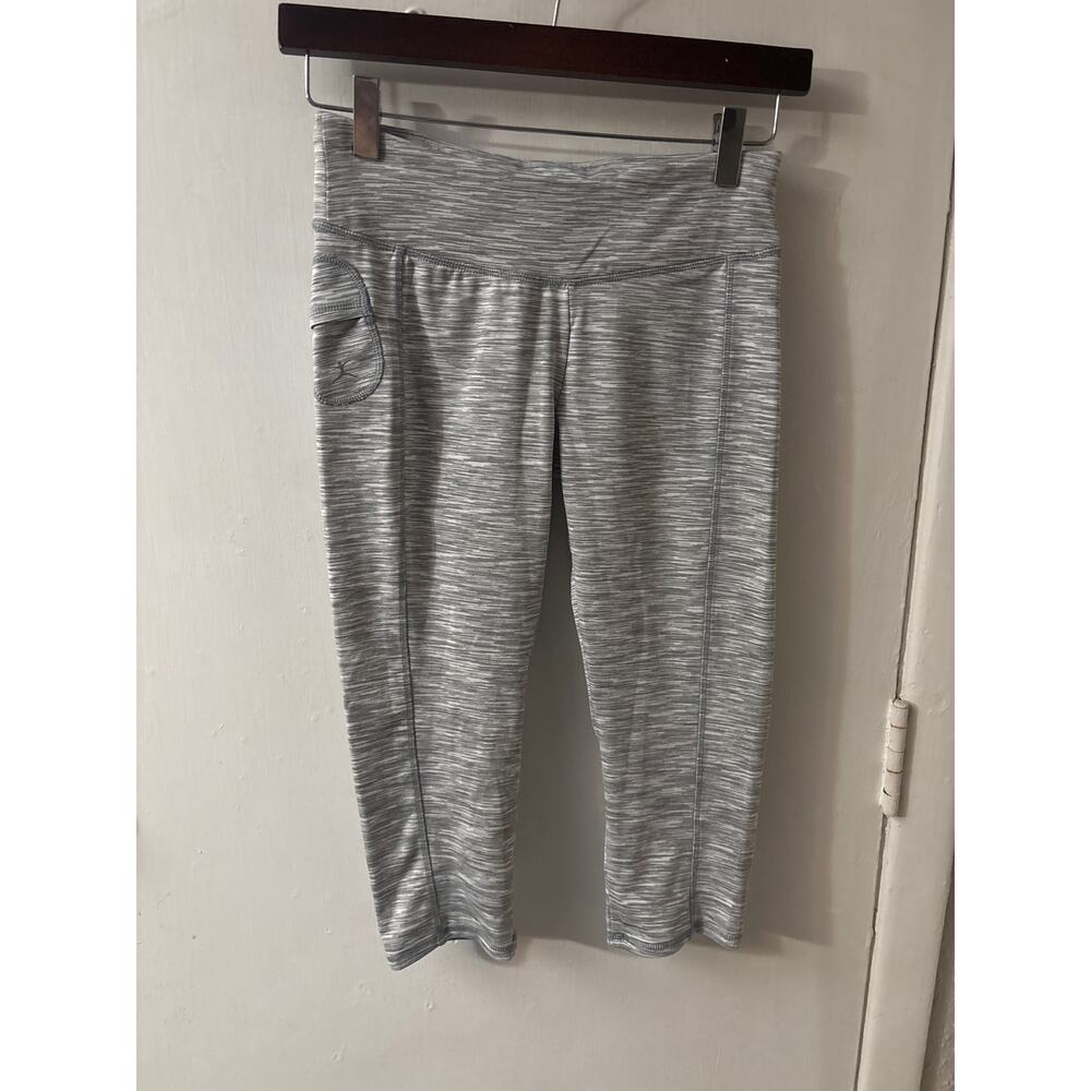 Danskin Grey/White Capri Legging S Athleisure Activewear Cozy Comfy Balletcore